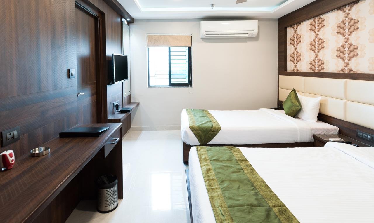 Treebo Trend Glorious Rim Rocks Palace Calcutta  Esterno foto