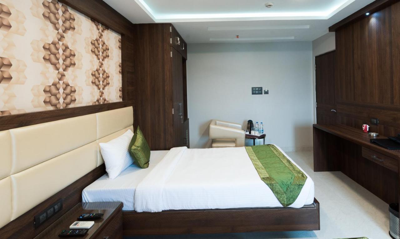 Treebo Trend Glorious Rim Rocks Palace Calcutta  Esterno foto